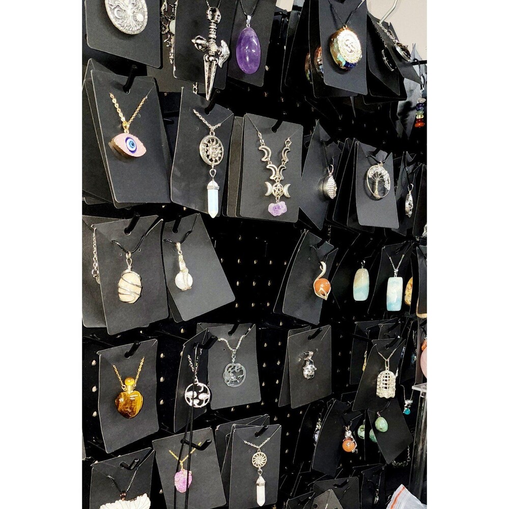 Wholesale Crystal Necklace Bundle of 20 stones‎
